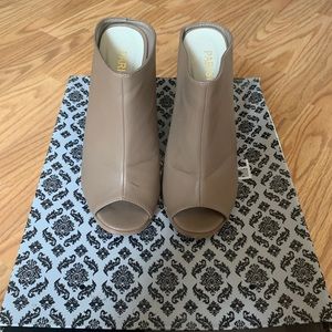 Paris (Philippines Brand) Chunky Heel